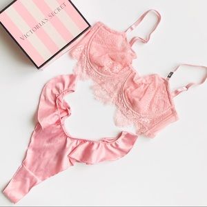 Victoria’s Secret pink lace bra